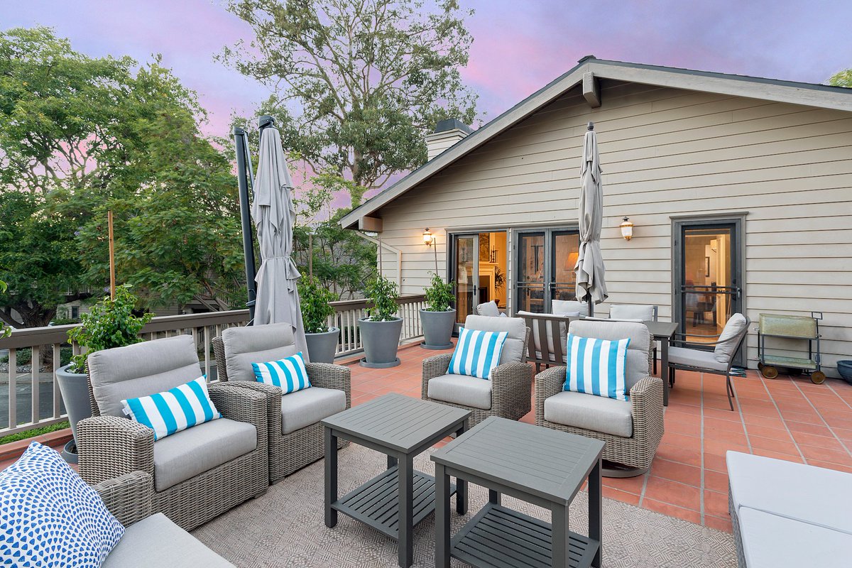 TerryRyken's tweet photo. BROKER #OPENHOUSE TODAY
#Thursday Sept.22, 11am-1:30pm
2731 Miradero Drive, #SantaBarbara 
PRICE IMPROVEMENT! $1,595,000
Luxuriously updated 3Bed/2Bath #condo MLS# 22-2505
#Listed Terry Ryken #Broker Associate #Compass DRE 01107300 #brokertour #openhousesantabarbara https://t.co/dEZHvt1Aqo
