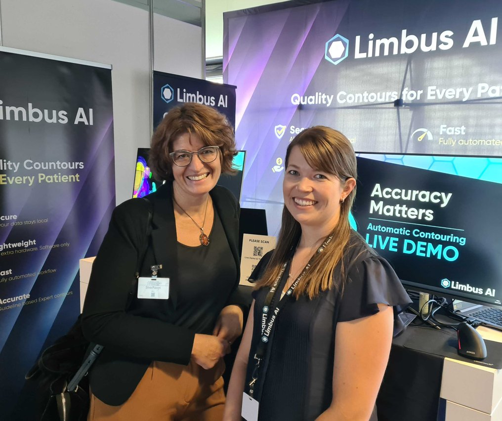 LimbusAI's tweet photo. #DGMP2022 is off to a very busy start and there is plenty of time left to see a demo of #LimbusContour with Mareike and Pierre at the @LimbusAI booth!
#ai #autocontouring #Medphys #MedizinPhysik #DGMP #radonc https://t.co/fiAkkDI3HP