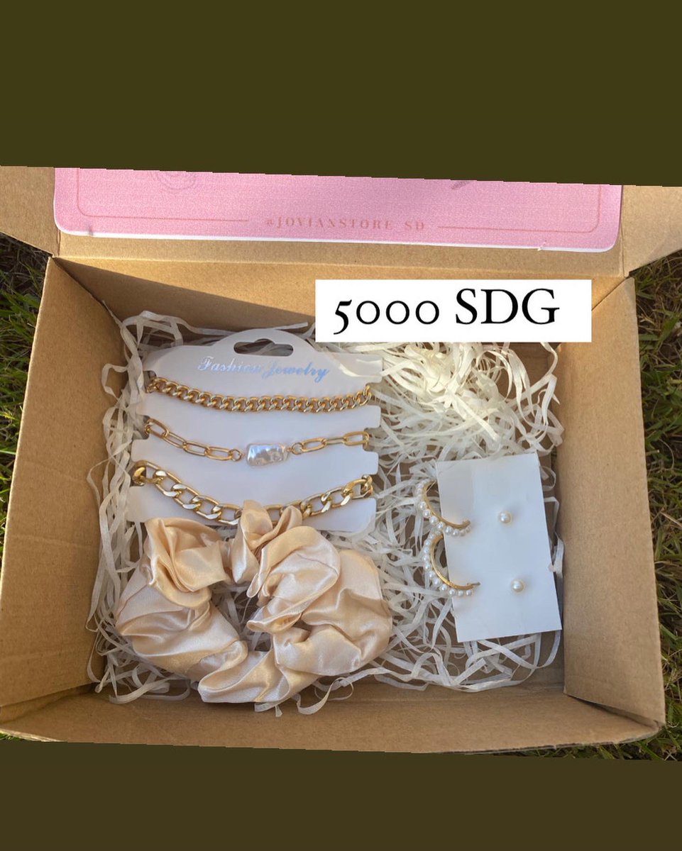 JovianStore's tweet photo. Bundle boxes available now✨ https://t.co/w62wxLSiXG
