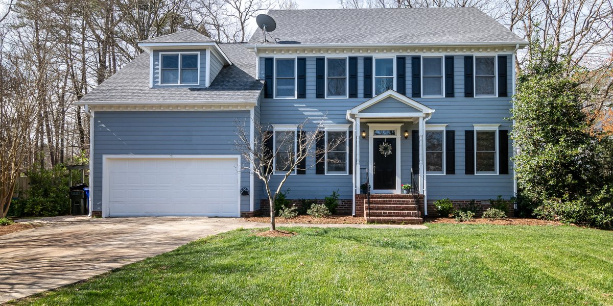 GaryStrattonKY's tweet photo. What's missing from this house?

That's right! A Gary Stratton for State Representative Yard Sign!

We can help with that. Simply head on over to our website and request one from the campaign!

https://t.co/j2JooQmCGK

#TeamStratton https://t.co/gOhf1OAu54