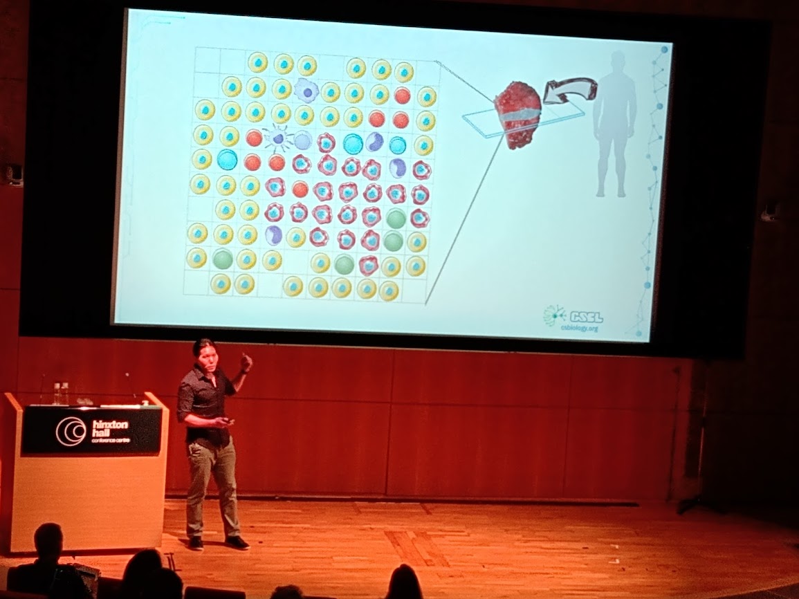 eventsWCS's tweet photo. This afternoon's #GI2022 session on 'Single Cell and Spatial Omics, with an excellent talk from @helder_nakaya on:
"Assessing inflammation using spatially-resolved transcriptomics". #GenomeInformatics https://t.co/HB9csSSWKz