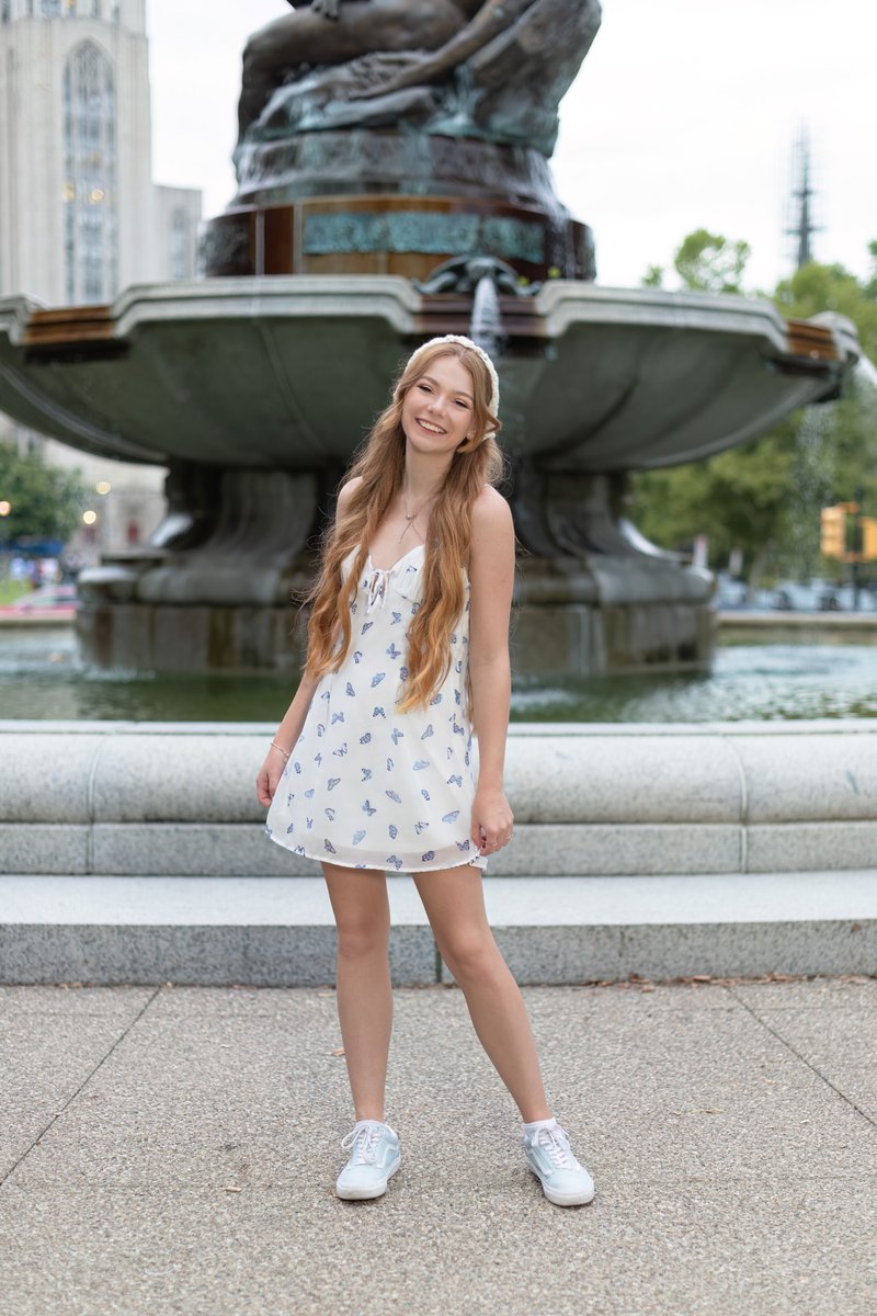 Spent the evening with Rachel exploring Pittsburgh for an awesome urban senior session. 
Check back soon for more final images! And, if you still need a senior session, it’s not too late! DM me to schedule your fall or winter session - booking now!
HMU: <a href="/harttlexx/">lexi</a>