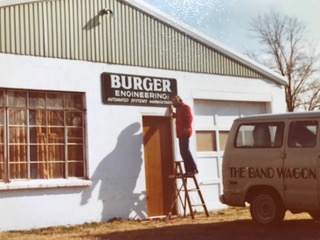 Smartflow_BBE's tweet photo. #TBT from 1978 when our company was started...
Yes, our founder, Phil Burger was also in a band. #busyguy https://t.co/Xm4H3lPyL6