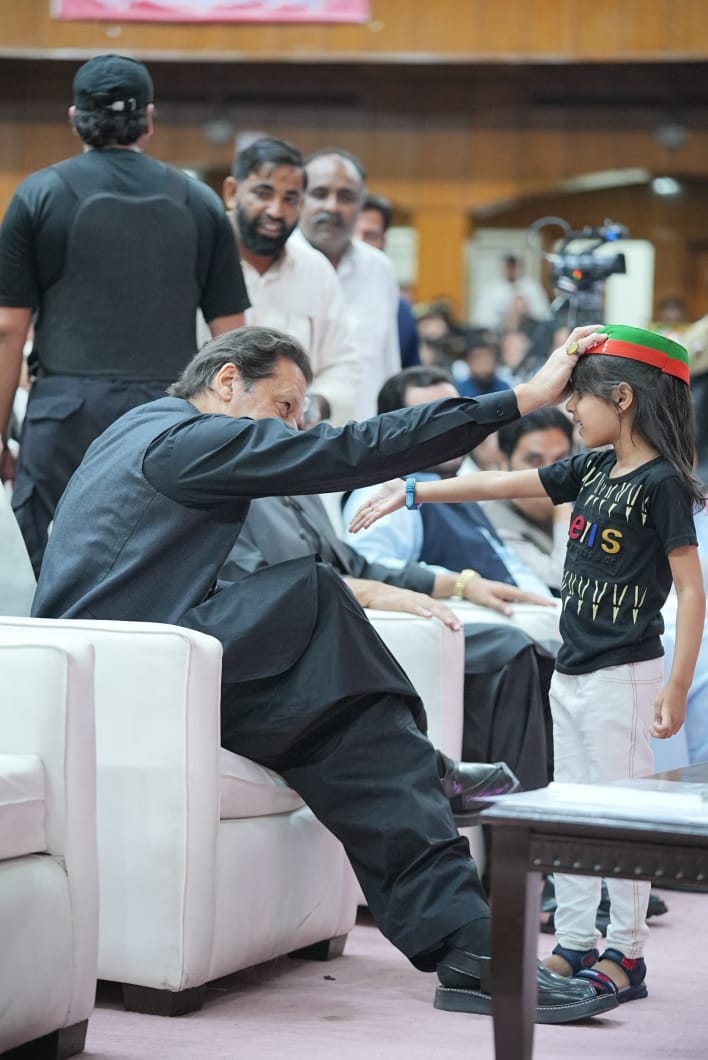 InsafPK's tweet photo. میری ساری جدوجہد تمہارے لیے ہے، میں تو زندگی جی چکا تمہیں ایک حقیقی آزاد ملک دے کے جانا میرا مشن ہے۔
#ReadyForFinalCall https://t.co/hVpAd3sHU1