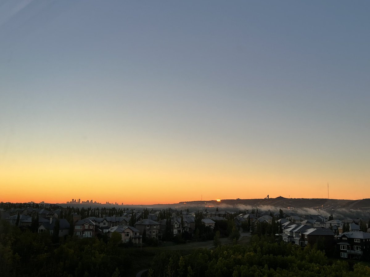 SmileyYYC's tweet photo. Hello #Calgary ♥️ https://t.co/NWjip8cep6