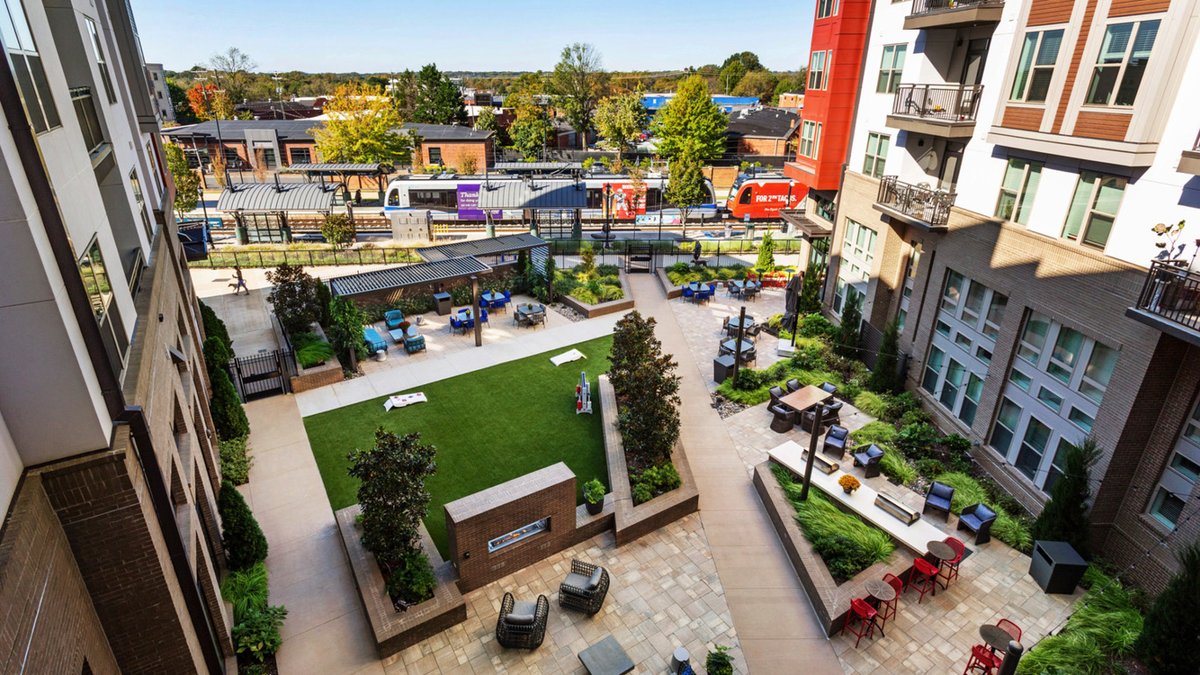 Bradham Apartments offers a unique urban living experience with access to upscale amenities, trendy retail, and transit. Emphasizing streetscape design and connectivity, the rental community enhances the area's walkability and encourages pedestrian activity. #LDProjects