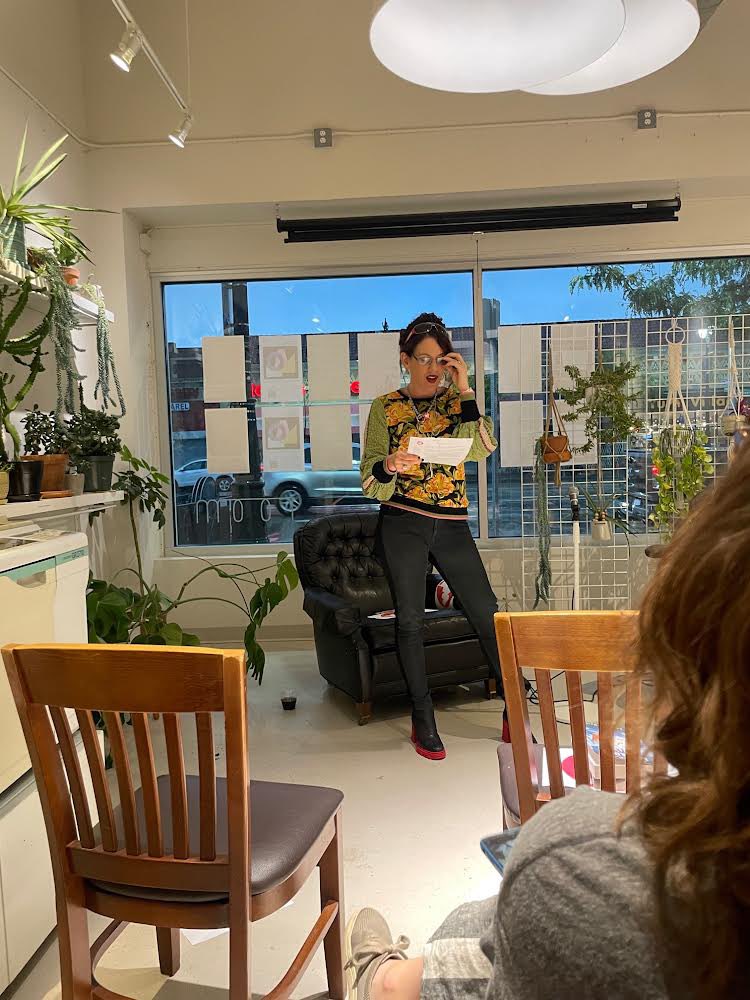 WritersforDA's tweet image. Shoutout to Room Project in Detroit, to Kiley Reid, Rochelle Marrett, &amp;amp; @racheldewoskin for the #BookTheVote reading in celebration of #NationalVoterRegistrationDay! 
#VoteReady @NatlVoterRegDay