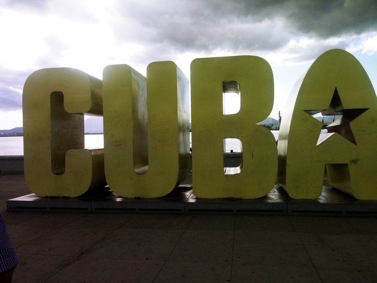 ArroyoBetsyVC's tweet photo. Mi #Cuba es más grande que todo.
El 25 de Septiembre #YoVotoSi
#UnCodigoInclusivo
@DiazCanelB
@DrRobertoMOjeda
@RafaelAnap
@SarduyYamila
@Colina_VClara
@AlbertoLopezVC https://t.co/QnsstB6C3f