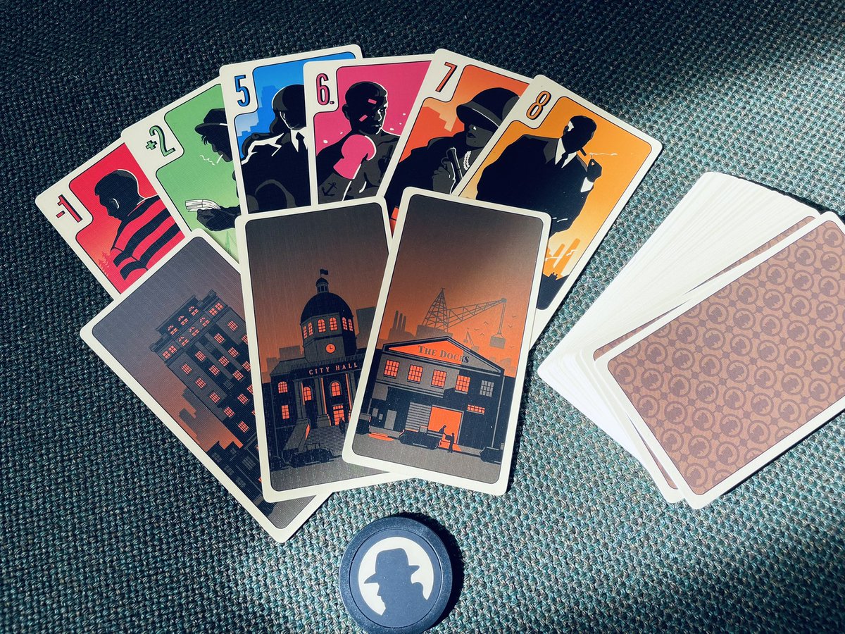 BenRenaut's tweet photo. Demain sort partout le sublime DISTRICT NOIR de @SpiralEditions !
C’est malin, beau, la boîte est douce, les cartes colorées et surtout, l’équipe derrière ce jeu est fabuleuse.
Achetez-le ! https://t.co/9yuKpVM6VR