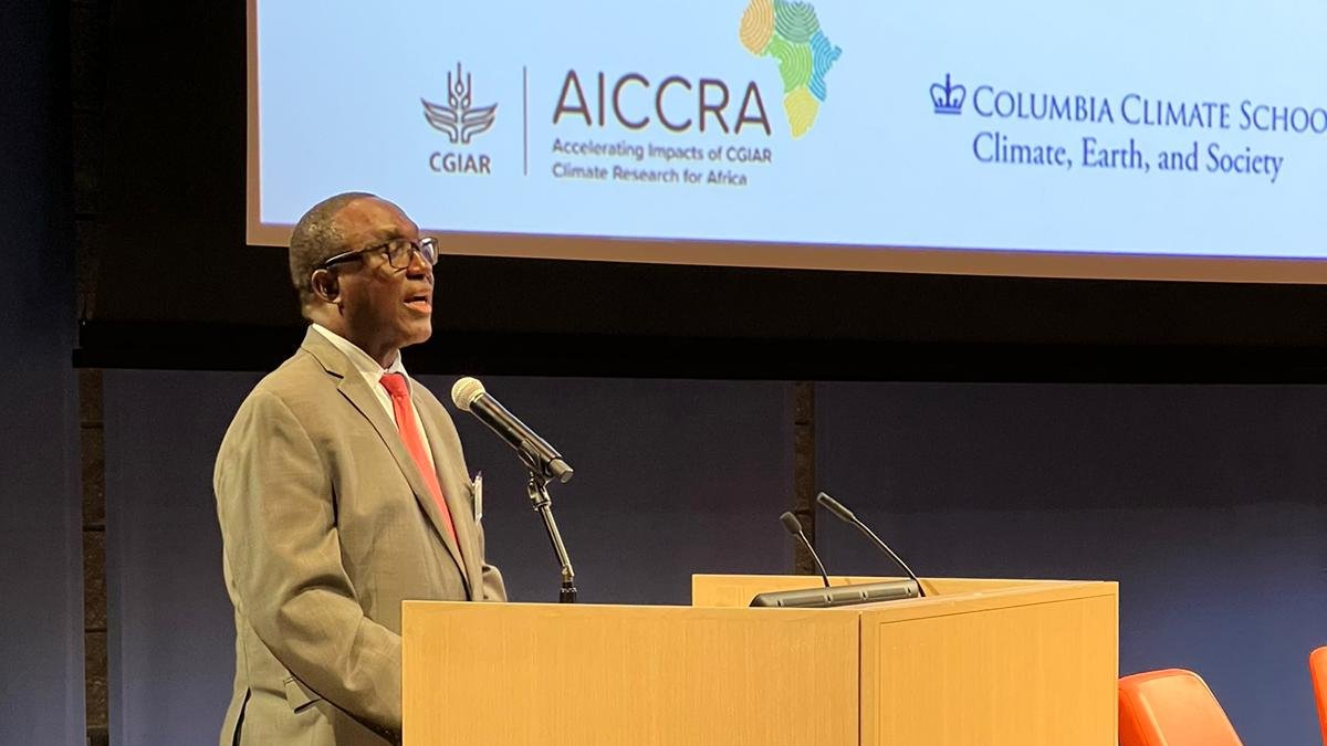 CGIARAfrica's tweet photo. "Now is the time to harness and also further foster #innovation to significantly boost progress for #SDGs  1, 2 and 13."

@simeonehui at #ClimateWeekNYC

#UNGA77 #GlobalGoals #ClimateSmartAfrica https://t.co/zhWClg2R2t