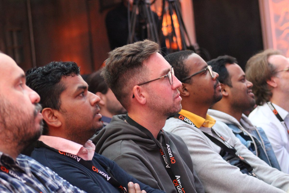 axon_iq's tweet photo. A packed house with one passion to bind them all: learners. #AxonIQCon22 #TheFutureIsEventDriven https://t.co/4zin2seq4F