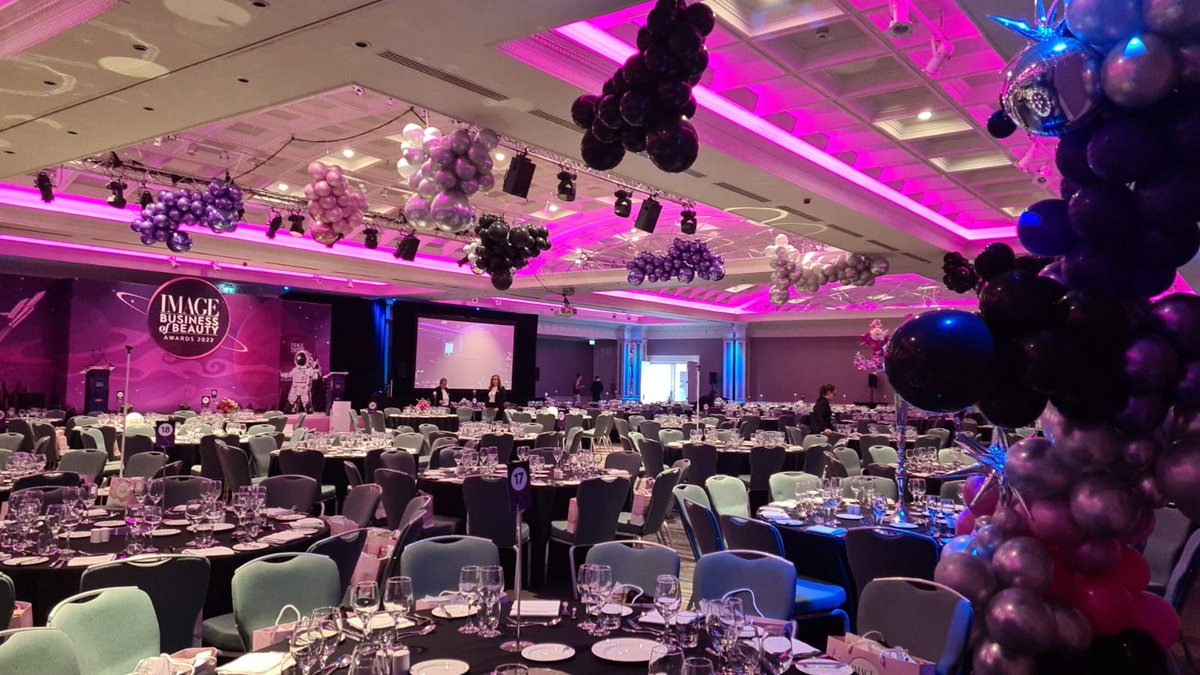✨Transformation Thursday: A look
back at this year's #IMAGEBOB22 at Clayton Hotel Burlington Road.

👏 Congratulations to <a href="/IMAGEie/">IMAGE.ie</a>  and all the award
winners!

How great did our ballroom look on the night?

#event #conferencevenue #conferencehotel
#IMAGEBOB22 #claytonhotels
