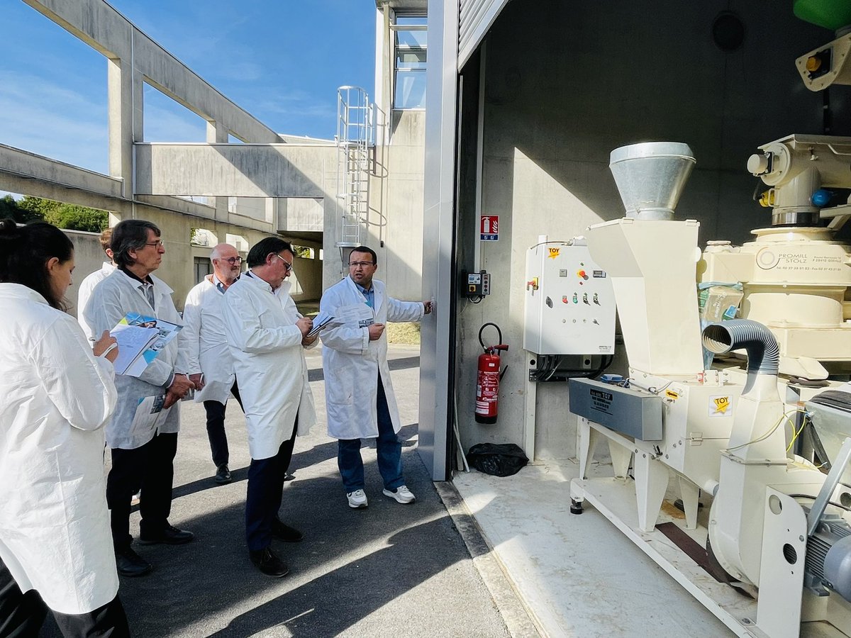 [Voyage de #Presse]
#IMTAtlantique : une grande école engagée dans la transition énergétique ! A l’heure des grands questionnements sur nos besoins en énergies, l’école est heureuse d’accueillir la presse nationale et spécialisée 👍
Bienvenue 
#énergie #environnement