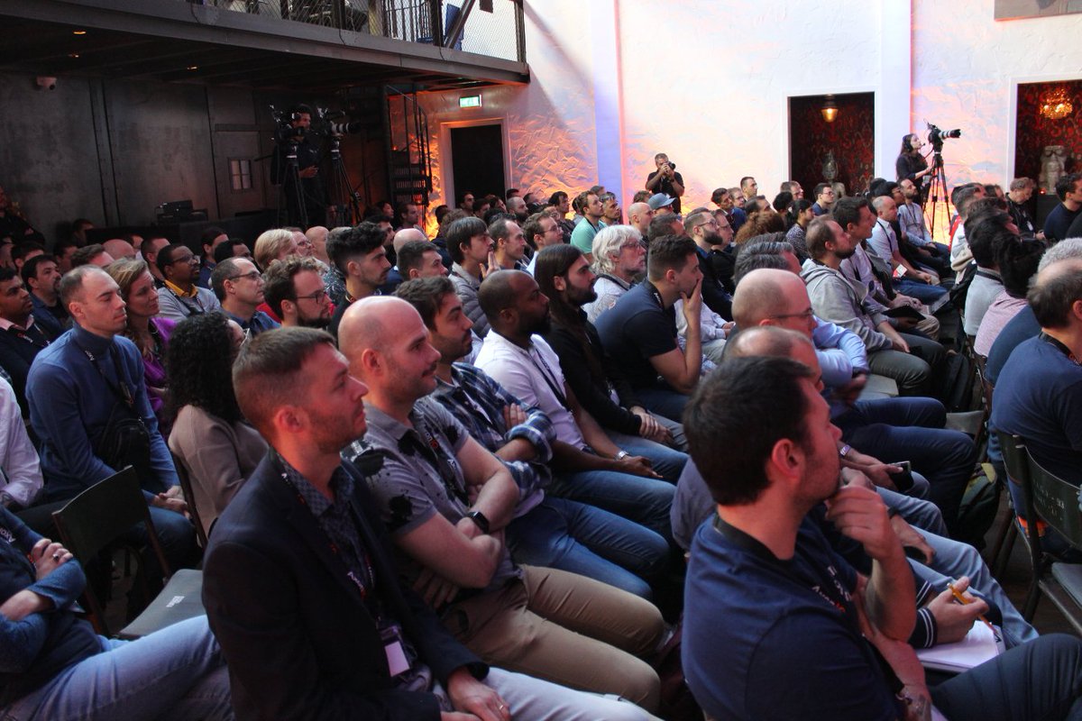 axon_iq's tweet photo. A packed house with one passion to bind them all: learners. #AxonIQCon22 #TheFutureIsEventDriven https://t.co/4zin2seq4F