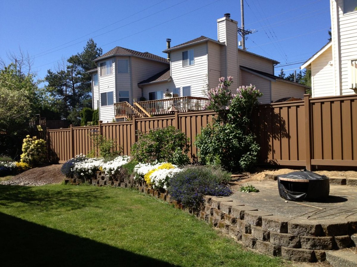 TrexFencing's tweet photo. Check out this beautiful Trex Fencing Seclusions in Saddle
#trexfence #trexfencing #trexfencingfds #globalwarming #fence #commercialchainlink #building #customfence #house #automatedgates #construction #design #fencebuilding #builder #gogreen #fenceinstallation #fenceinstaller https://t.co/5WzkdPm8qW