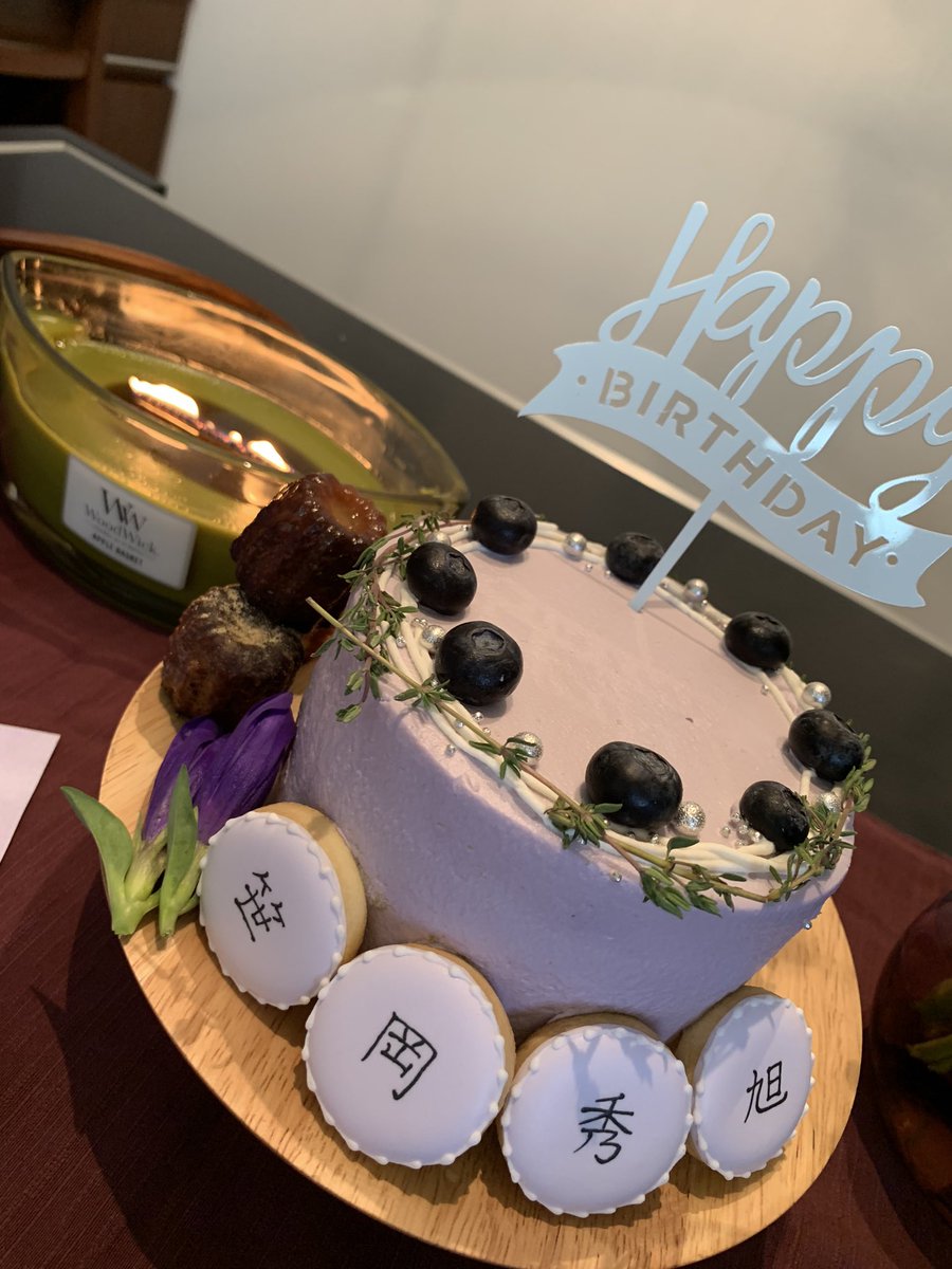 2_ssok's tweet photo. 笹岡くん22歳のお誕生日おめでとうございます💜
今日は特に世界で一番幸せでいてね！
お祝いできる幸せをありがとう☺︎
笹岡秀旭が一番です‼︎
#笹岡秀旭22周年_飛んでみせるよ
#HappySasaokaDay https://t.co/WvzKU44p7O