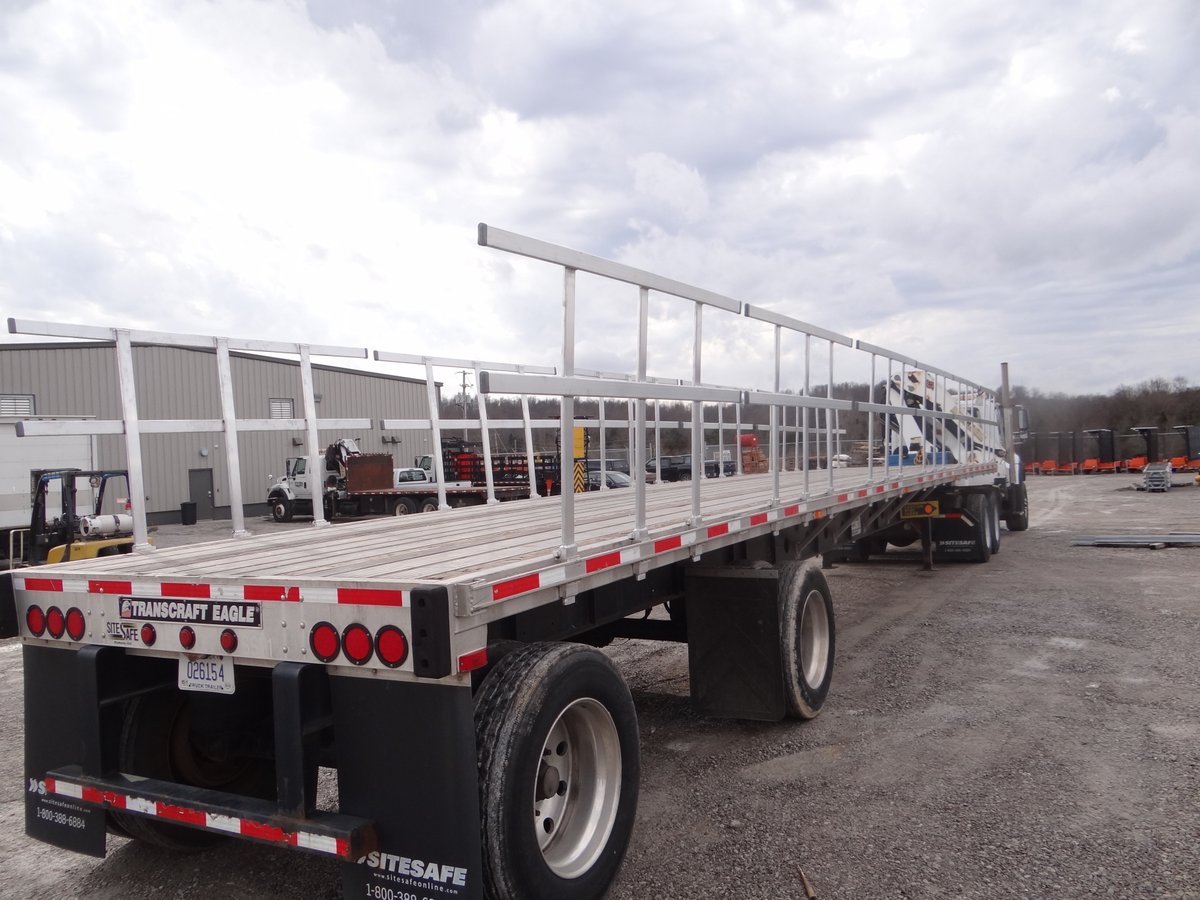 IAScustom's tweet image. Leaves will be falling, but not you! Call us today to ask about our Stake Pocket Handrails or any of our other easy to use access products. Let IAS provide you and your company with unmatched fall protection with our lightweight and tested aluminum products.