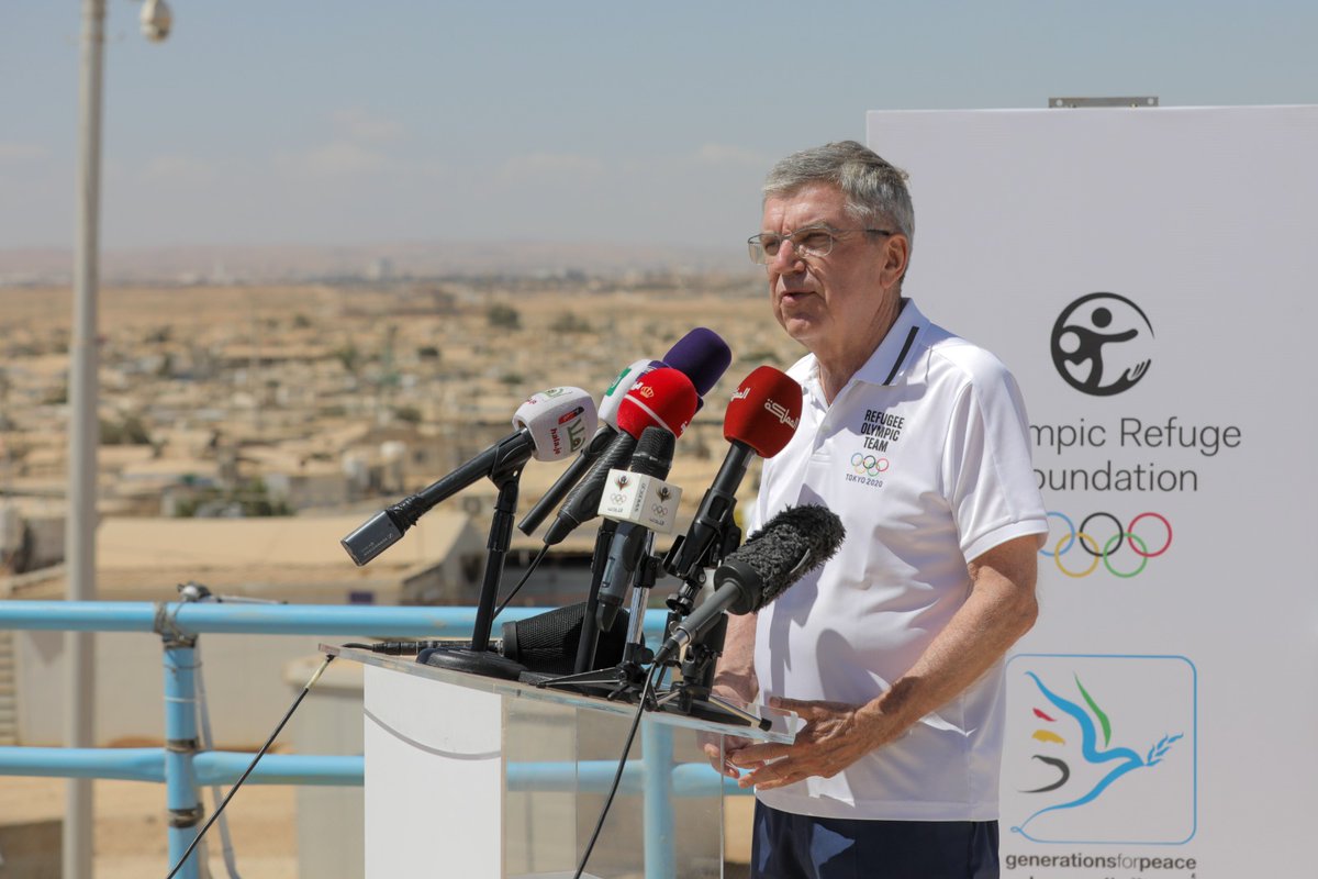 Gens_For_Peace's tweet photo. IOC President and Chair of the Olympic Refuge Foundation Thomas Bach visit to Zaatari Camp.
@iocmedia @JordanOlympic @UNICEFJordan
#OlympicRefuge #Makani #SportForPeaceAndProtection #Riadati
#Peacebuilding #PassItOn https://t.co/lRVEbG9K4C