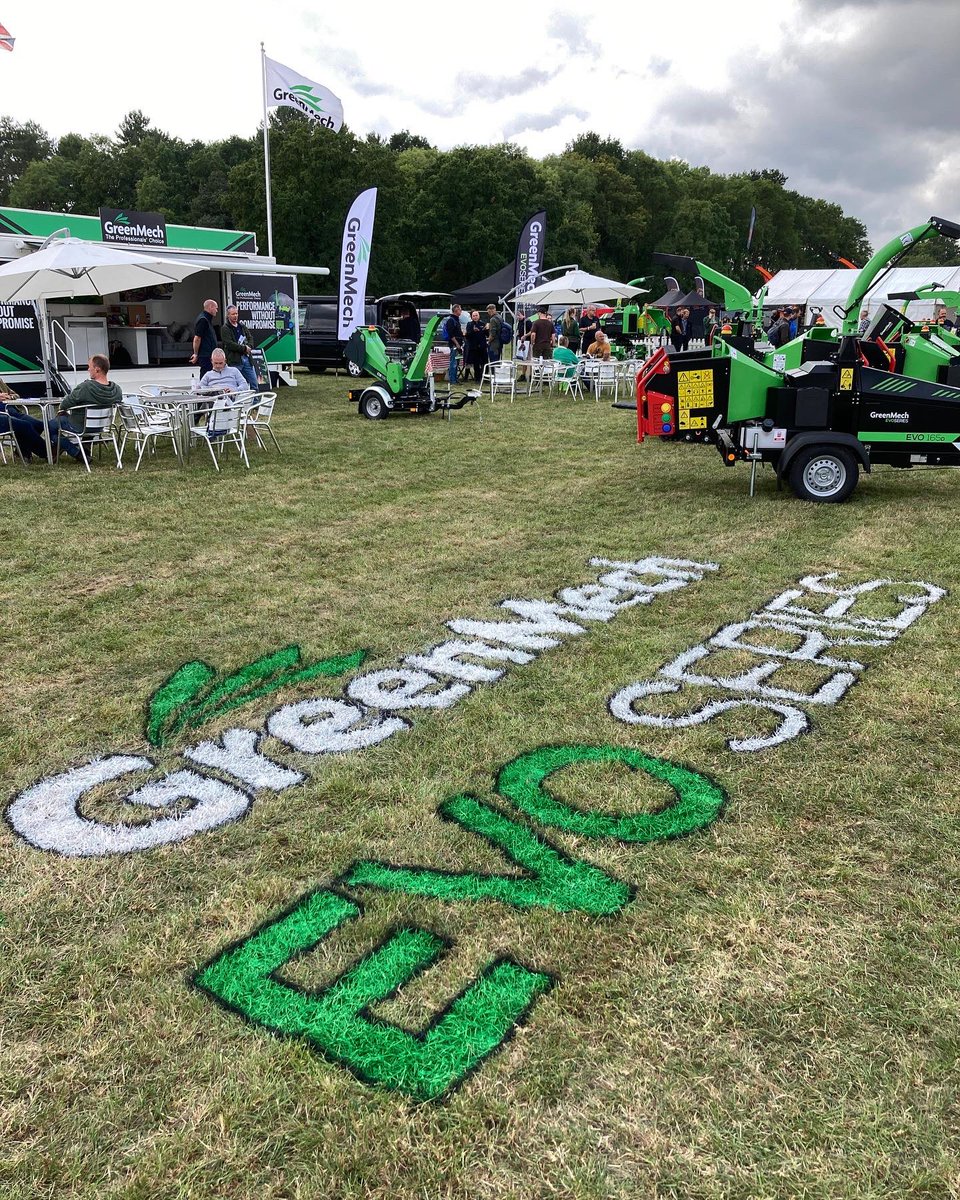 Busy first day the @APFExhibition