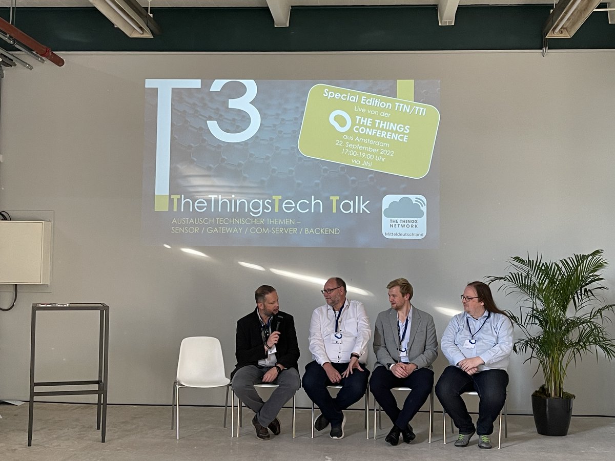 Michael berichtet im #TheThingsTechTalk gleich von unserer Hardware izi-io und izi-usv