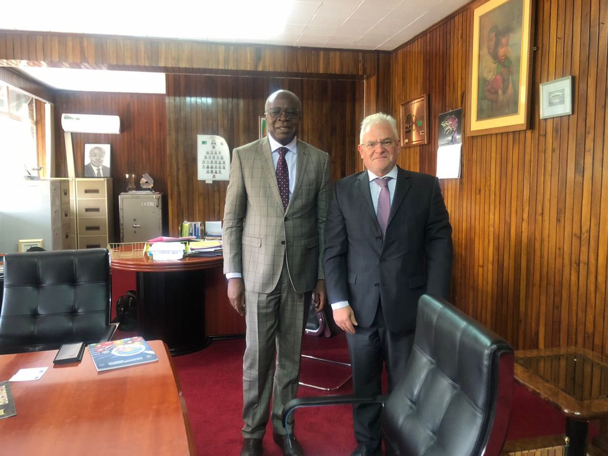 UNDPZambia's tweet photo. In a meeting btwn @MoFNPZambia’s Hon. Dr @S_Musokotwane MP &amp; #UNDPZM’s ResRep @LionelLaurens_, both institutions underscored the importance of continued collaboration, and heightened the need to develop digitally enabled M&amp;E systems. #MoFNP https://t.co/nnvzxOmExz