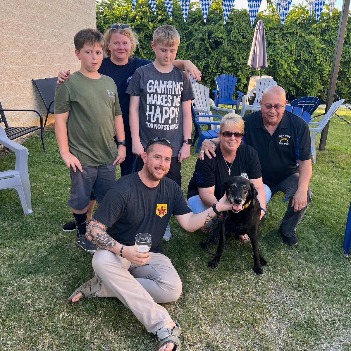 k9_retired's tweet photo. Program K9 IIKEN, took a trip out to Virginia Beach, to see his former handler! While in Virginia Beach, they stopped by for a visit at the @thinbrewlinebrewery !!!#dogs #beer #thinbrewline https://t.co/YHGg76relr