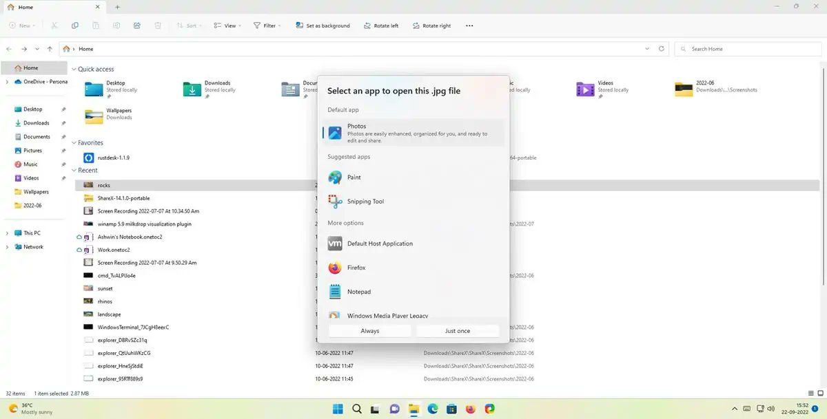 ghacks's tweet photo. Windows 11 Insider Preview Build 25206 enables the new Open With dialog box for all users #windows11 #openwith #microsoft
https://t.co/L8NwubPVuP https://t.co/rYdeyO7g3A