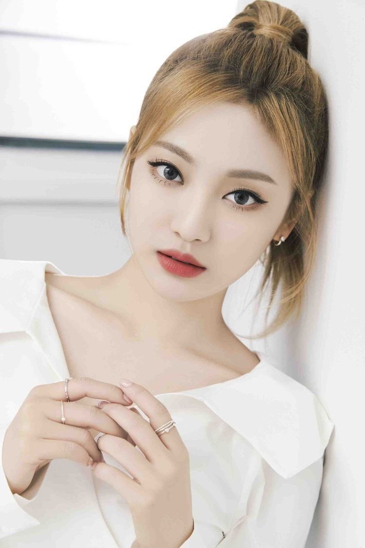 hanindya tweet media