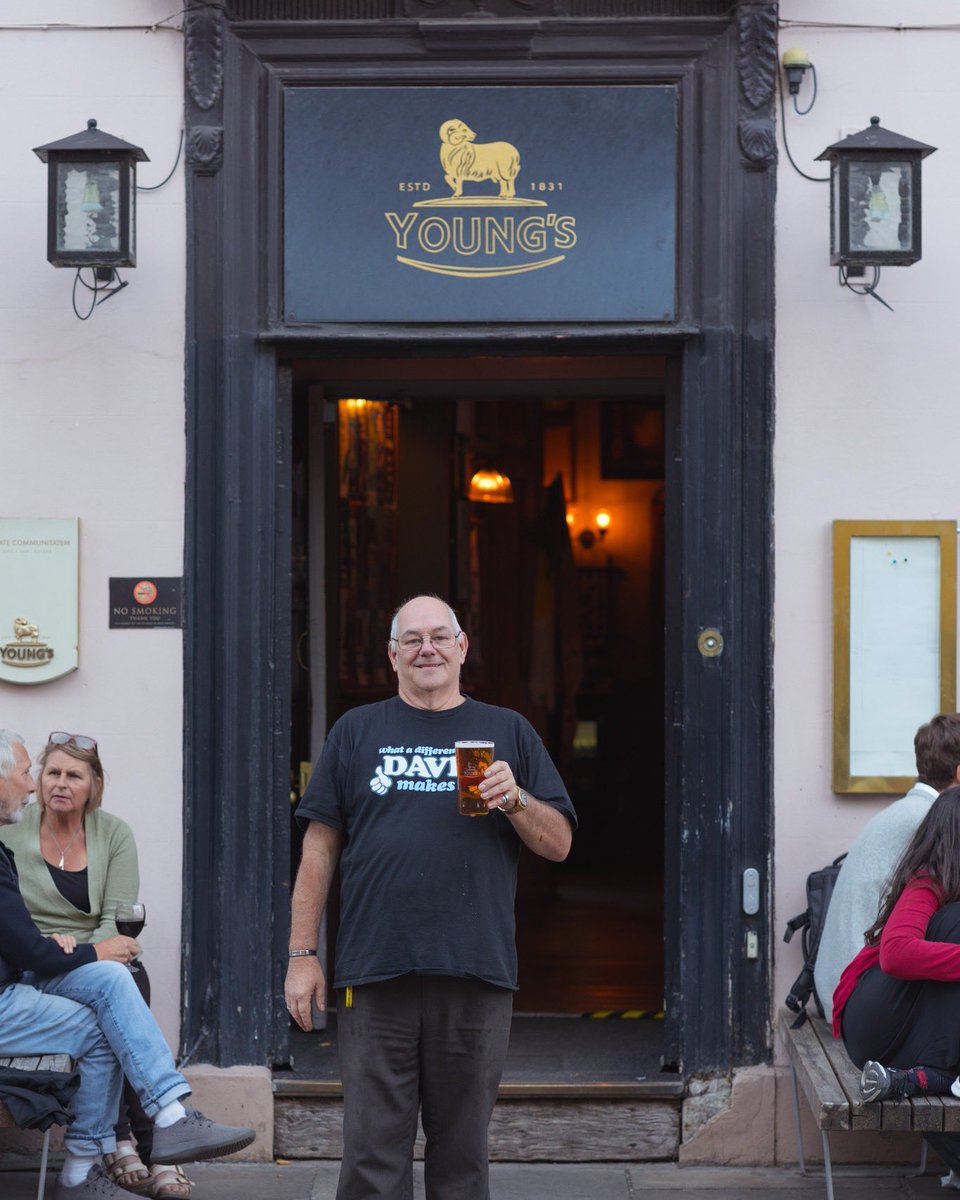 KingsArmsOxford's tweet photo. Happy birthday to us! We're celebrating 191 years of Young's & hope you'll be joining us to raise a toast. Make sure you check your #OnTapApp over the next few days too, as there will be a drink on the house waiting for you. 🍻
@YoungsPubs #Youngs191 #Oxford https://t.co/xoLk2OXRZT