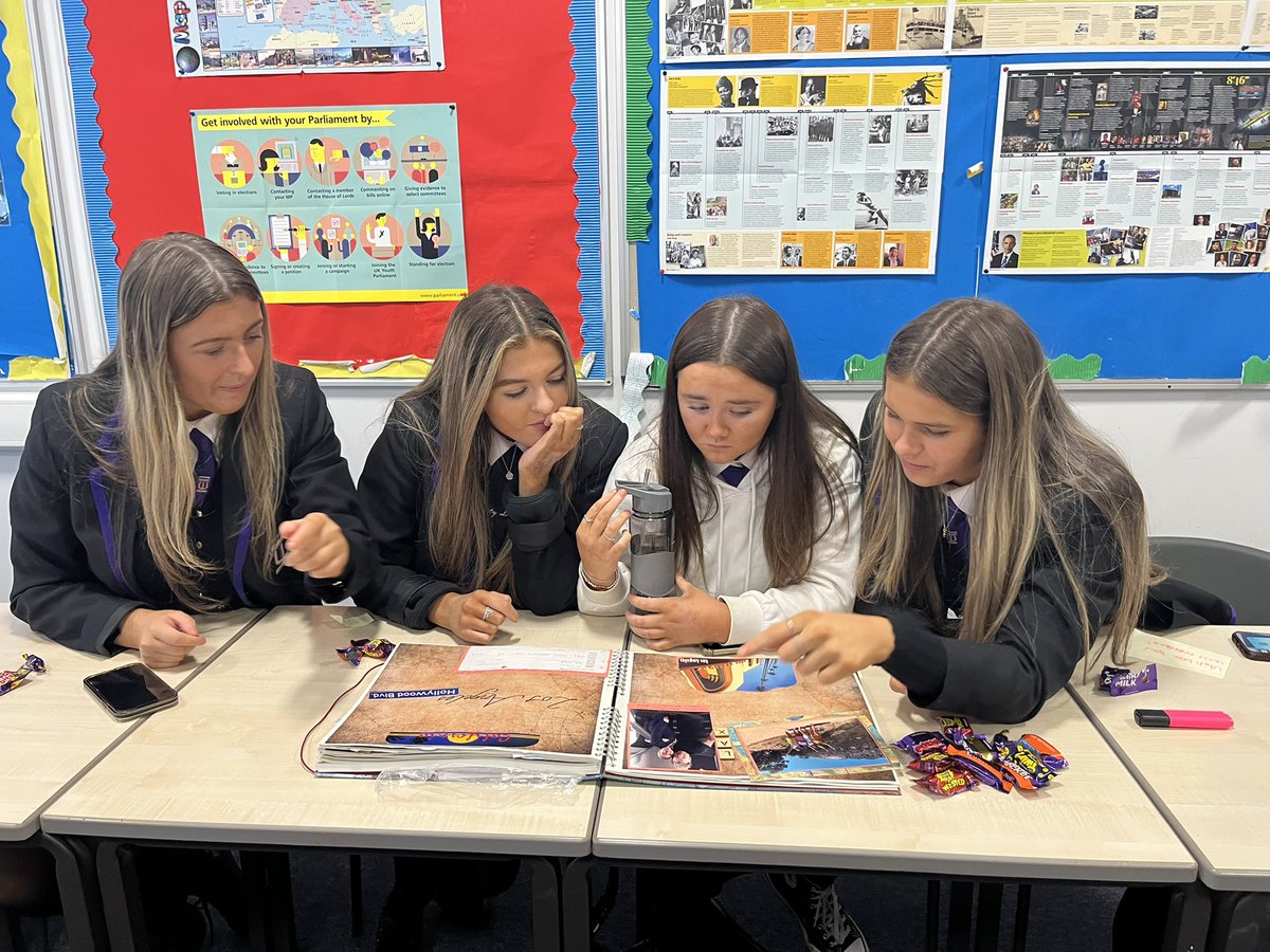 WHS_SocSubjects's tweet photo. A big thank you to Jennifer Martin from British Airways who came in today to deliver a talk on careers in aviation to our senior pupils. We can even spot some famous faces! 👀 

Well done to all that took part! 👏🏻 https://t.co/s0pBZSQ6jb