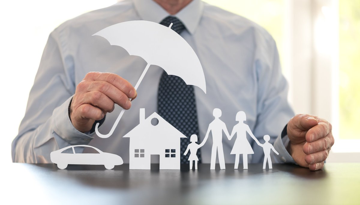 New research on "#TaxPolicy Issues Relevant to Captive #Insurance Companies in #Alberta" now available from 
<a href="/MikeDolson/">Mike Dolson</a>.

Read here: policyschool.ca/wp-content/upl…