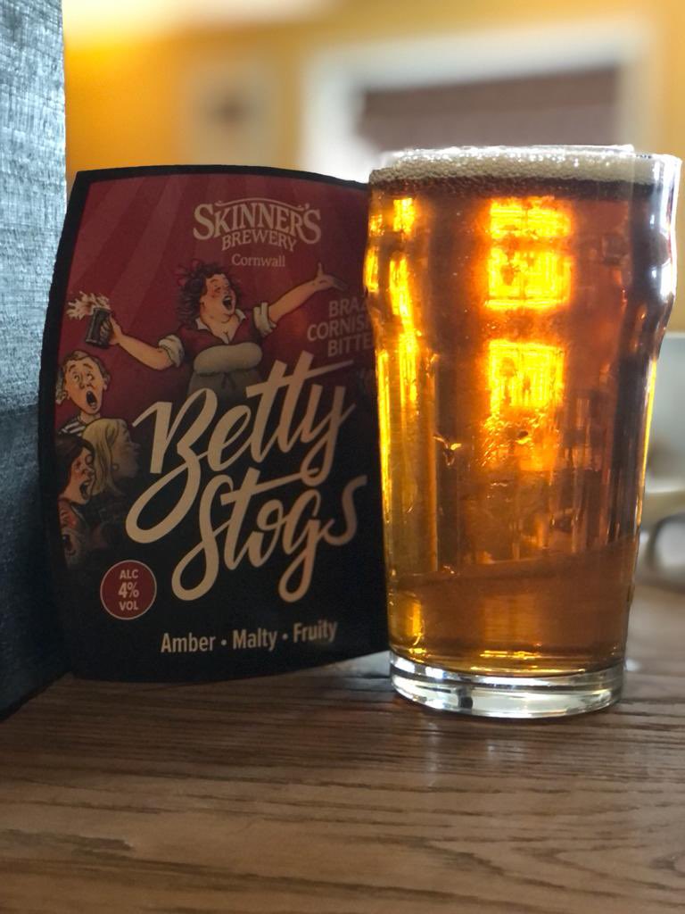 IngatestoneStar's tweet photo. Betty Stogs, Skinners Cornish Ale - delicious and this week’s thirsty Thursday. We know this is a favourite with our customers old and new.
Pop in for a pint of your favourite today – we’d love to see you.
#bettystogs #skinners #cornishale #thirstythursday #thestarinn https://t.co/pU0kCMhEe7