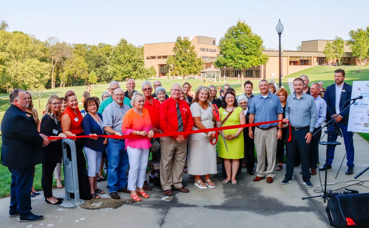 🎉Our SHARE Iowa launch party was a HUGE success! 

We are thrilled to expand SHARE Iowa's footprint into 9 western Iowa counties so that Iowans can "give where we live!" 💚

Check out the amazing event photos [Debra S. Kaplan] and list of sponsors at: givewesterniowa.org/share-iowa/lau…