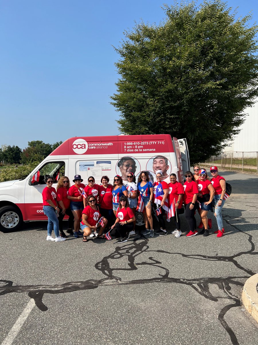 CCAUncommonCare's tweet photo. Shout out to our CCA employees who joined in on the celebration at last weekend's Springfield Puerto Rican parade!
#CCACommunity #Volunteers #Volunteering https://t.co/TBA6deWZxk