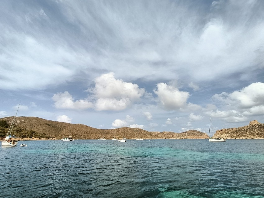 GrabUab's tweet photo. Check @juliaropu's narration of last MICROSUB campaign in Cabrera Island!

https://t.co/AsXRTQ5Jvv https://t.co/WSvEOlsu3O