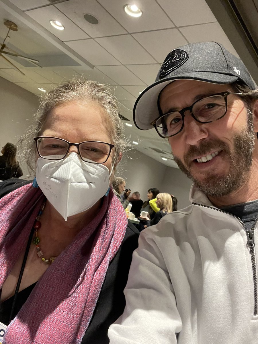 stevenjsinger's tweet photo. You are what you eat! Spending time at the U Michigan conference “Food the Main Course” has been great as usual, catching up with smart game changers, helping us all feel better!  @umfoodoc @emilyhaller_rdn @KateScarlata_RD @ErinJudgeRD @CatsosIBSFreeRD @FodyFoods https://t.co/yIIRxxAGK2
