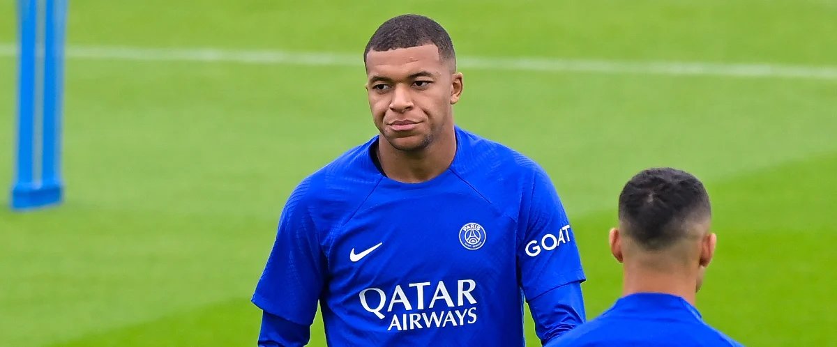 thememichel's tweet photo. Aujourd'hui, je tweet de nouveau et pour une fois je parlerai de #football et de #mbappe.  Le projet qu’on lui a vendu lui est-il totalement favorable ? Qu'en pensez-vous ?
https://t.co/6WDJvnEfvV https://t.co/pKpcEZINH8