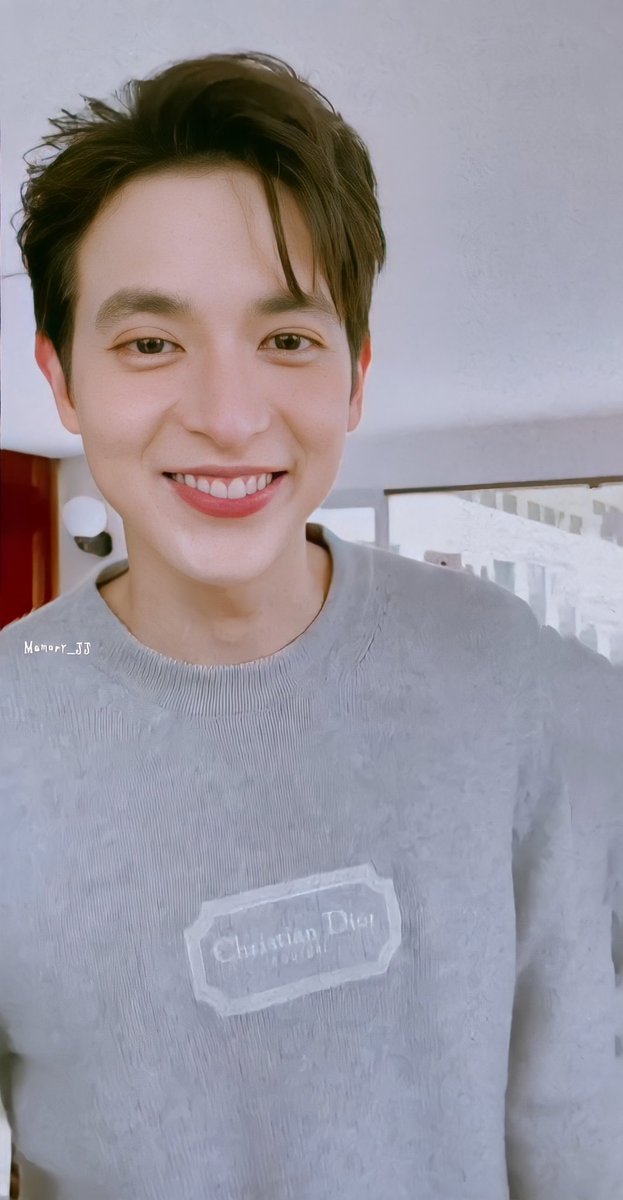MemoryJJ3's tweet photo. ไม่มีขวัญของมาให้ ก็เอาใจไปแทนแล้วกัน งับบบบบบ!! 🥰❤️

เจอกัน ในรอบล้านปี ตื่นเต้นจุง 😝 @Jirayu_jj 

#jirayu_jj 
#jamesjigallery 
#memory_jj https://t.co/QXZqvtci9y