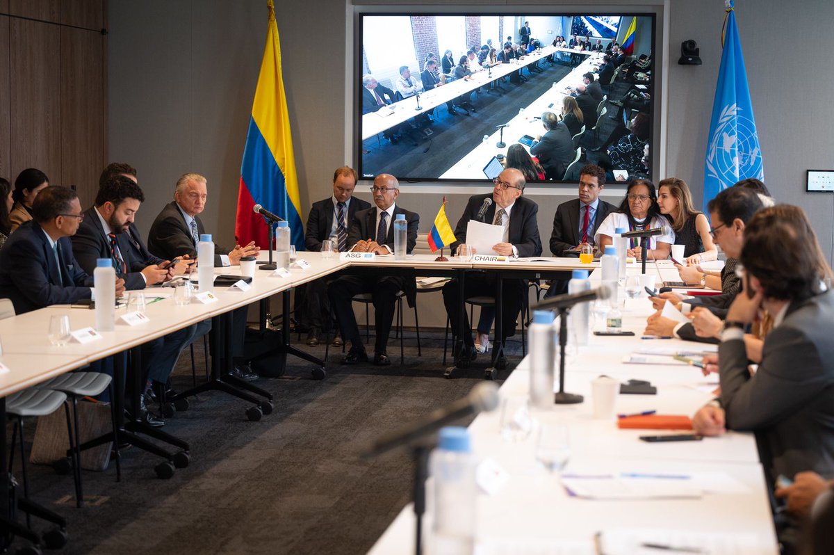 CancilleriaCol's tweet photo. #AEstaHora el Ministro @AlvaroLeyva preside la reunión ministerial del Grupo de Países de Renta Media "Renovando el Desarrollo de la Cooperación con países de renta media para lograr la sostenibilidad, recuperación, y fomento del desarrollo sostenible". https://t.co/YYlLpYCWVQ