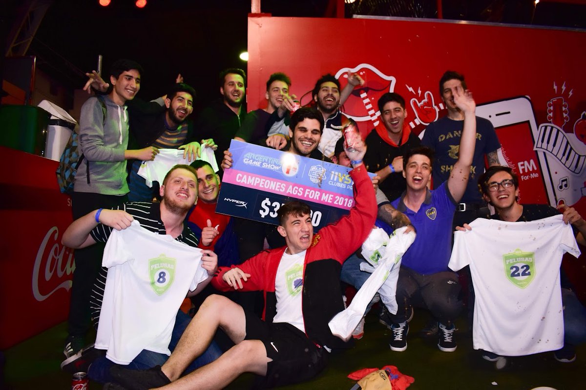 thePELUSAS's tweet photo. @IESAFIFAar @CanYouWithUs @EdelpEsports @ArsenalfceSport @WAPEsports Dejame adivinar 🏆 ⭐️ https://t.co/tSzPd2pFDP