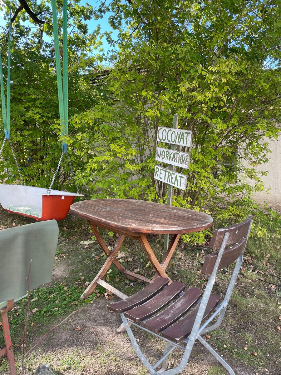 Aus dem Alltag ausbrechen, den Gedanken für Veränderung Raum geben, Zeit für uns. 

Die vergangenen zwei Tage haben wir uns zum Austausch mit unserem Team im <a href="/workationRe/">Coconat</a> in Bad Belzig getroffen. Mit neuer Energie und vielen tollen Ideen starten wir in den Herbst 🍂