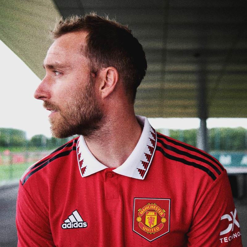 ManUtd's tweet photo. Class on and off the field 🇩🇰

#MUFC || @ChrisEriksen8