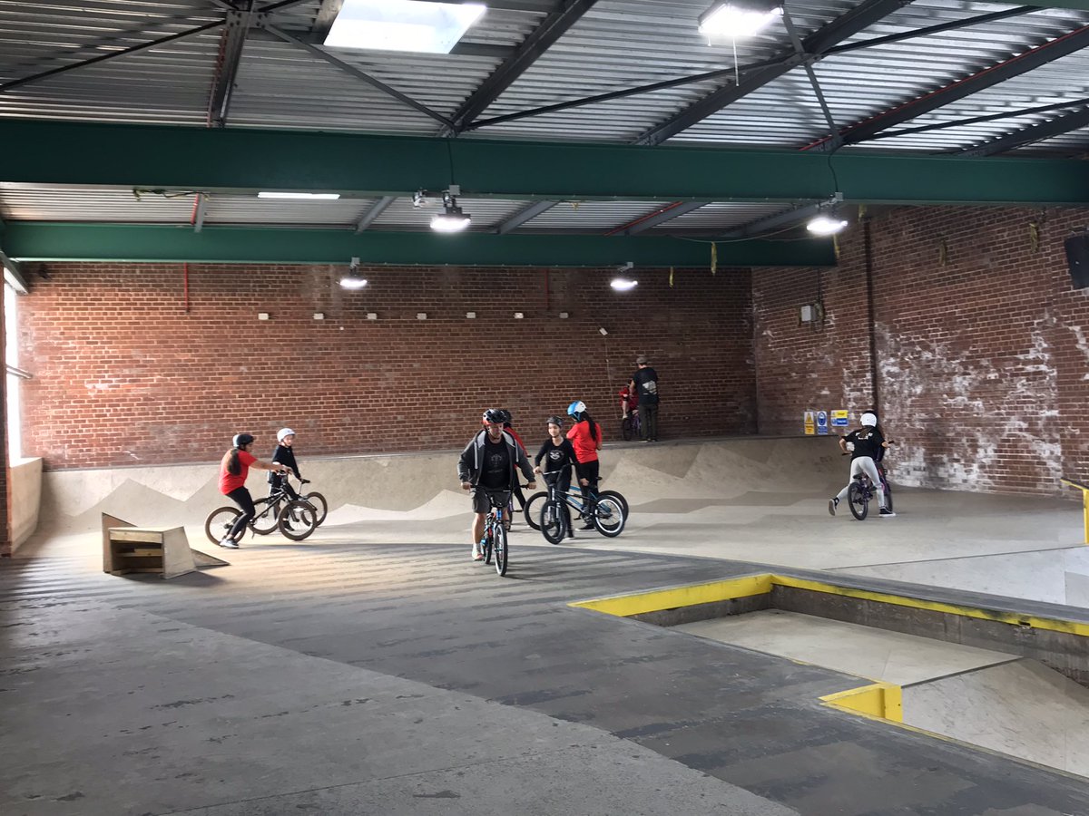 GoRideGlasgow's tweet photo. Great first Glasgow Life Girls Cycling Programme BMX session at @the_loadingbay, with the Girls from St Paul’s High. They all did the drop in on their first visit, very impressive!! @Glasgow_Sport @CyclingWorlds @PEPASSGlasgow @ScottishCycling https://t.co/2yY17gQgiI