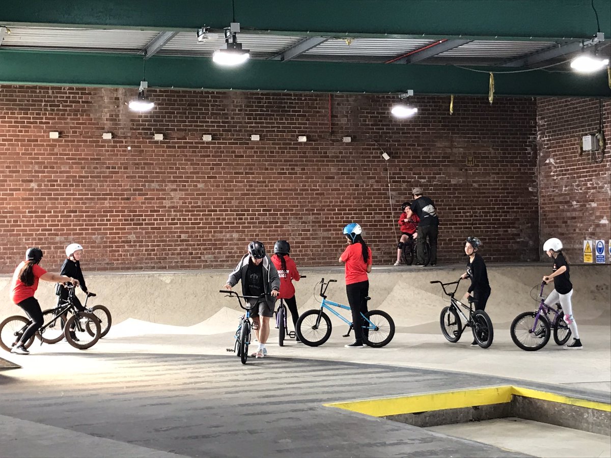 GoRideGlasgow's tweet photo. Great first Glasgow Life Girls Cycling Programme BMX session at @the_loadingbay, with the Girls from St Paul’s High. They all did the drop in on their first visit, very impressive!! @Glasgow_Sport @CyclingWorlds @PEPASSGlasgow @ScottishCycling https://t.co/2yY17gQgiI