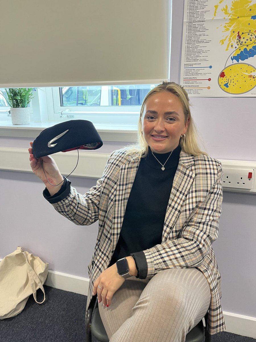 WHS_SocSubjects's tweet photo. Lots of great questions during our Q&amp;A! Thank you Jennifer for talking us through the recruitment process, and some of the peaks and pitfalls of life as an air hostess. #BA #careers #aviation #travelandtourism https://t.co/zM9w93kloi