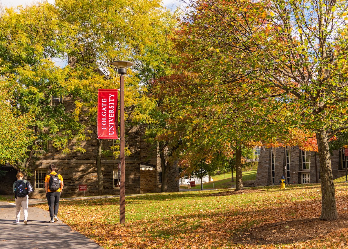 colgateuniv's tweet photo. Hello, Autumn. https://t.co/Jo4k0VhyhU