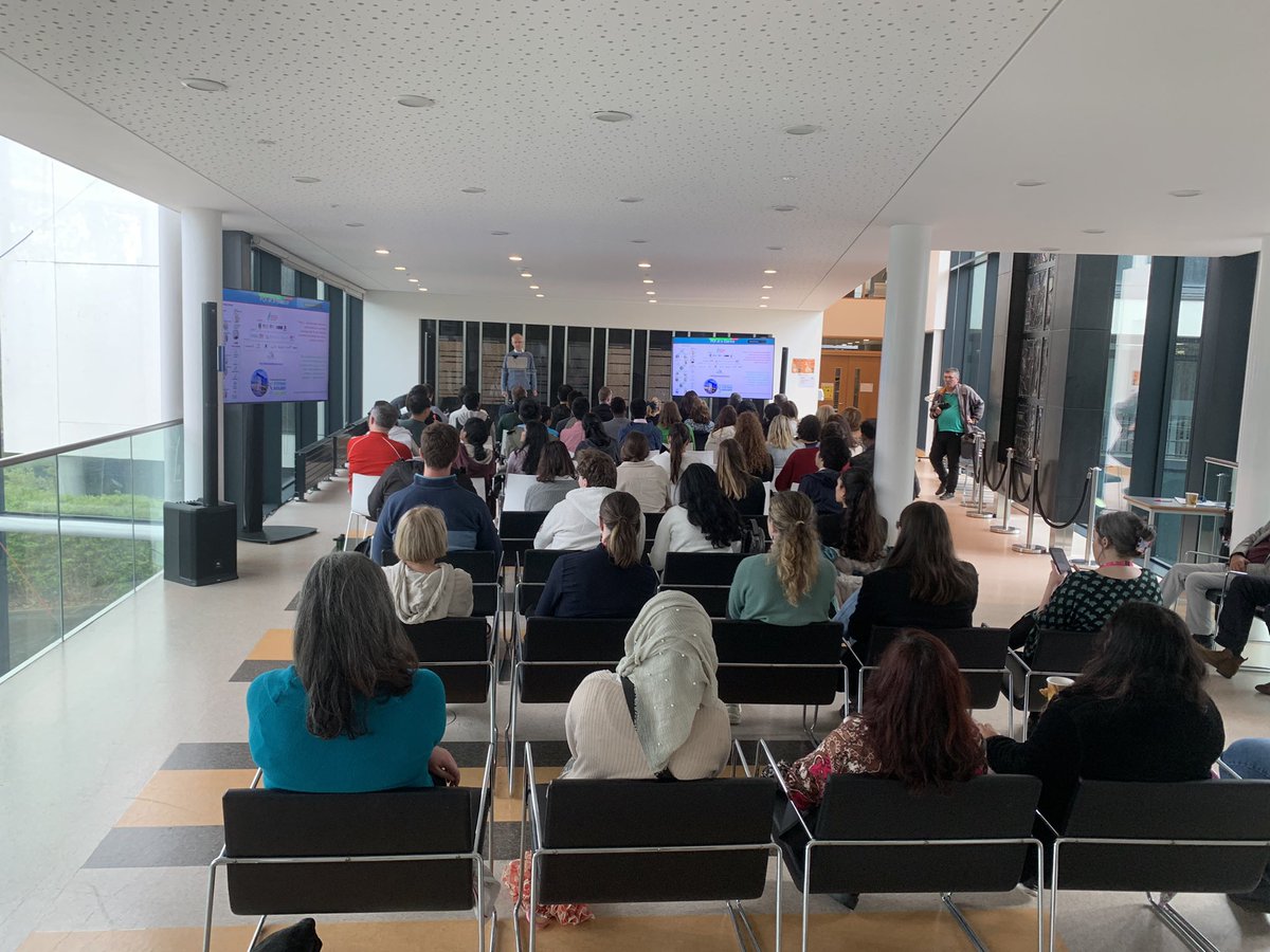 PrecisionOncIre's tweet photo. Prof Walter Kolch @sysbioire kicking off our #POIShowcase this afternoon https://t.co/HhGCIHfFtj