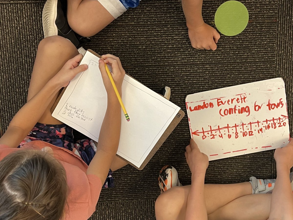 ashleighduffy16's tweet image. Linking base 10 blocks to a number line and how they connect together. #Pair-Square-Share #MathKISDMonthlyChallenge #mathisfun #communicatingaboutmath @RidgeviewKISD @KISDMathSquad