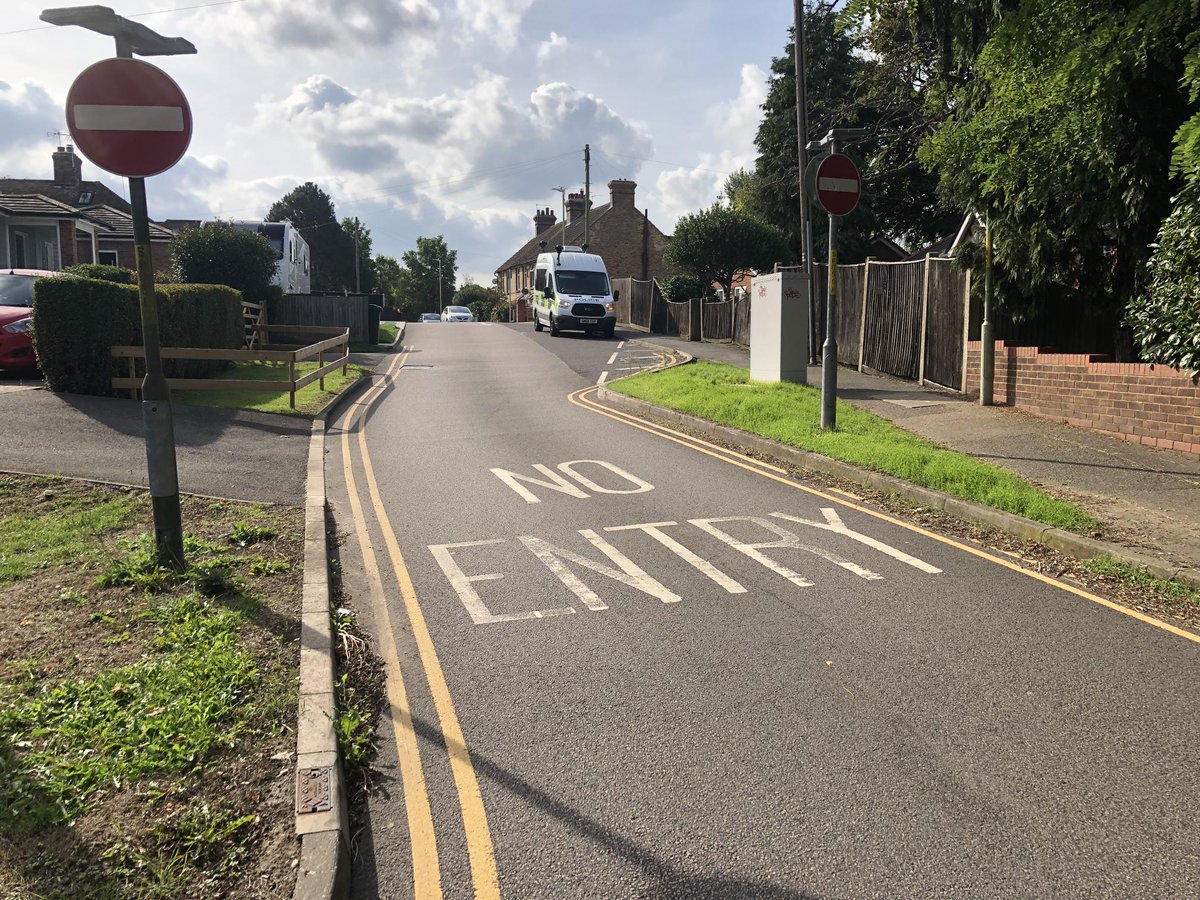 KentPoliceAsh's tweet photo. After receiving reports of vehicles contravening the one way system in place on Silver Hill in Ashford, PCSO's from the Community Safety Unit have conducted checks in the area. Six vehicles have been seen and appropriate action is being taken against them.🚗⛔️#YouSaidItWeDidIT AB https://t.co/grOnSWaX4T