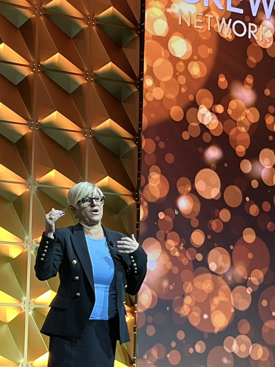 #crewconvention #crewomen Jill Donovan rocks the opener with her inspirational words - Mourn Your Mistakes, but don’t Memorialize them- Move on and forward